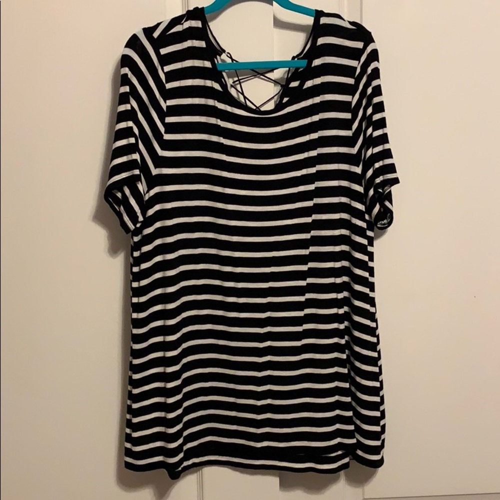 Old navy back and white stripped top